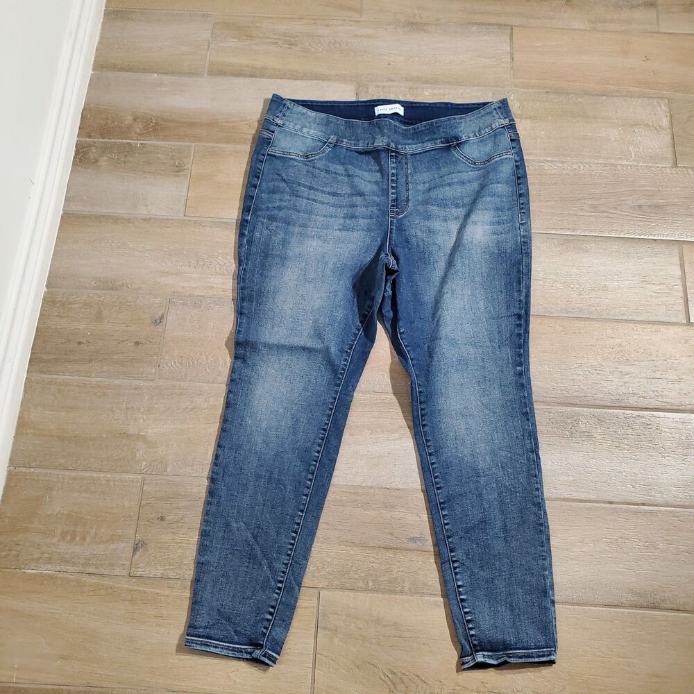 LANE BRYANT JEGGING BLUE HIGH-RISE MAGIC WASTBAND SIZE 18